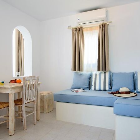 Villa George Santorini Perivolos  Extérieur photo